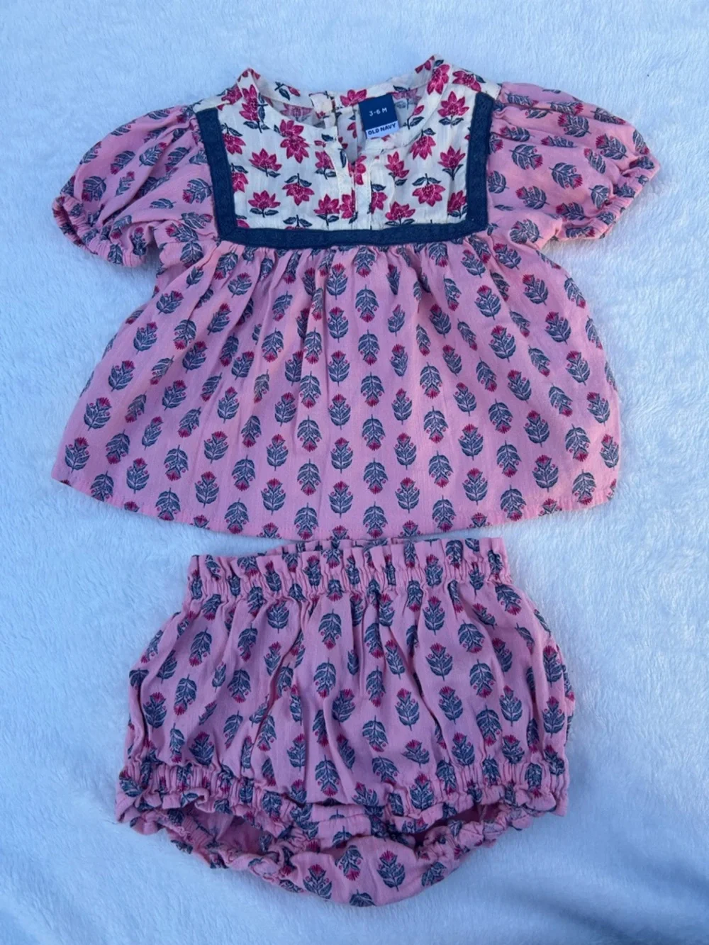 Old Navy Pink Floral Baby Matching Set